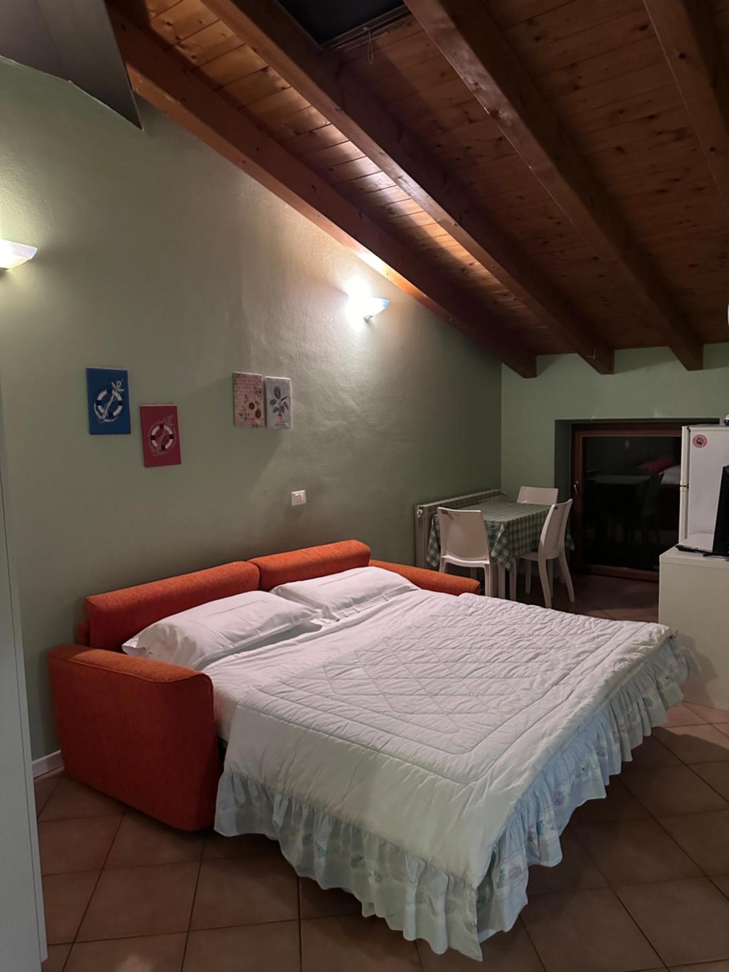 Garibaldi 4 Loft Apartment Brescia Bagian luar foto